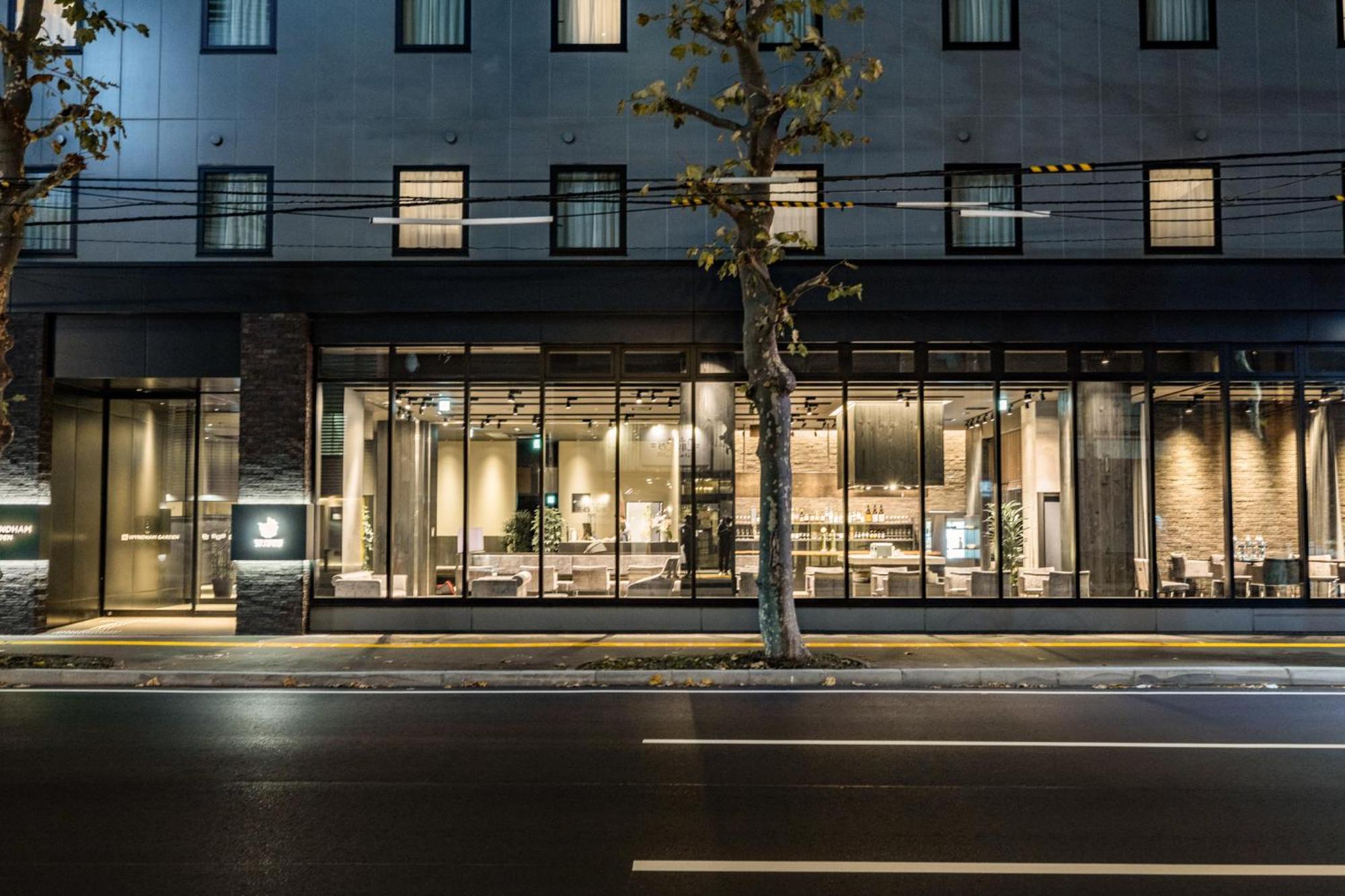 Wyndham Garden Sapporo Odori Hotel Exterior foto
